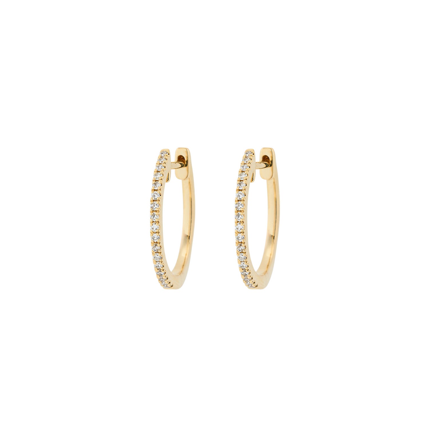 Diamond Hoop earrings. Hoop earrings. Gold hoop earrings. Gold and Diamond hoop earrings. Easy to wear hoops. Diamond hoops. Diamond earrings for gift. Χρυσοί κρίκοι. Διαμαντένιοι κρίκοι. Κρίκος με διαμάντια. Σκουλαρίκια κρίκοι. Σκουλαρίκι για δώρο. Fine jewelry. Anatol. Kifissia. Golden Hall. Athens.