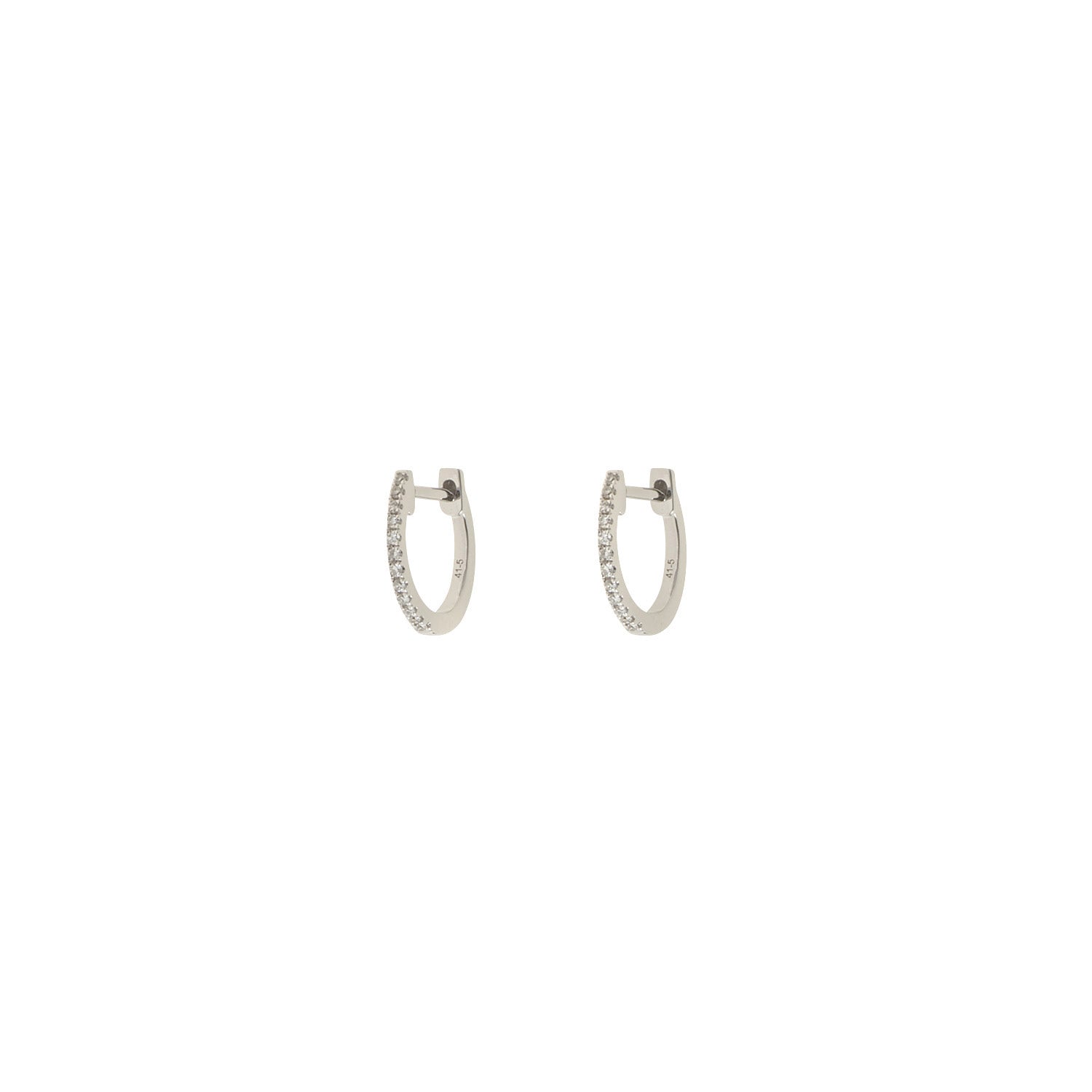 Diamond Hoop earrings. Hoop earrings. Gold hoop earrings. Gold and Diamond hoop earrings. Easy to wear hoops. Diamond hoops. Diamond earrings for gift. Χρυσοί κρίκοι. Διαμαντένιοι κρίκοι. Κρίκος με διαμάντια. Σκουλαρίκια κρίκοι. Σκουλαρίκι για δώρο. Fine jewelry. Anatol. Kifissia. Golden Hall. Athens.