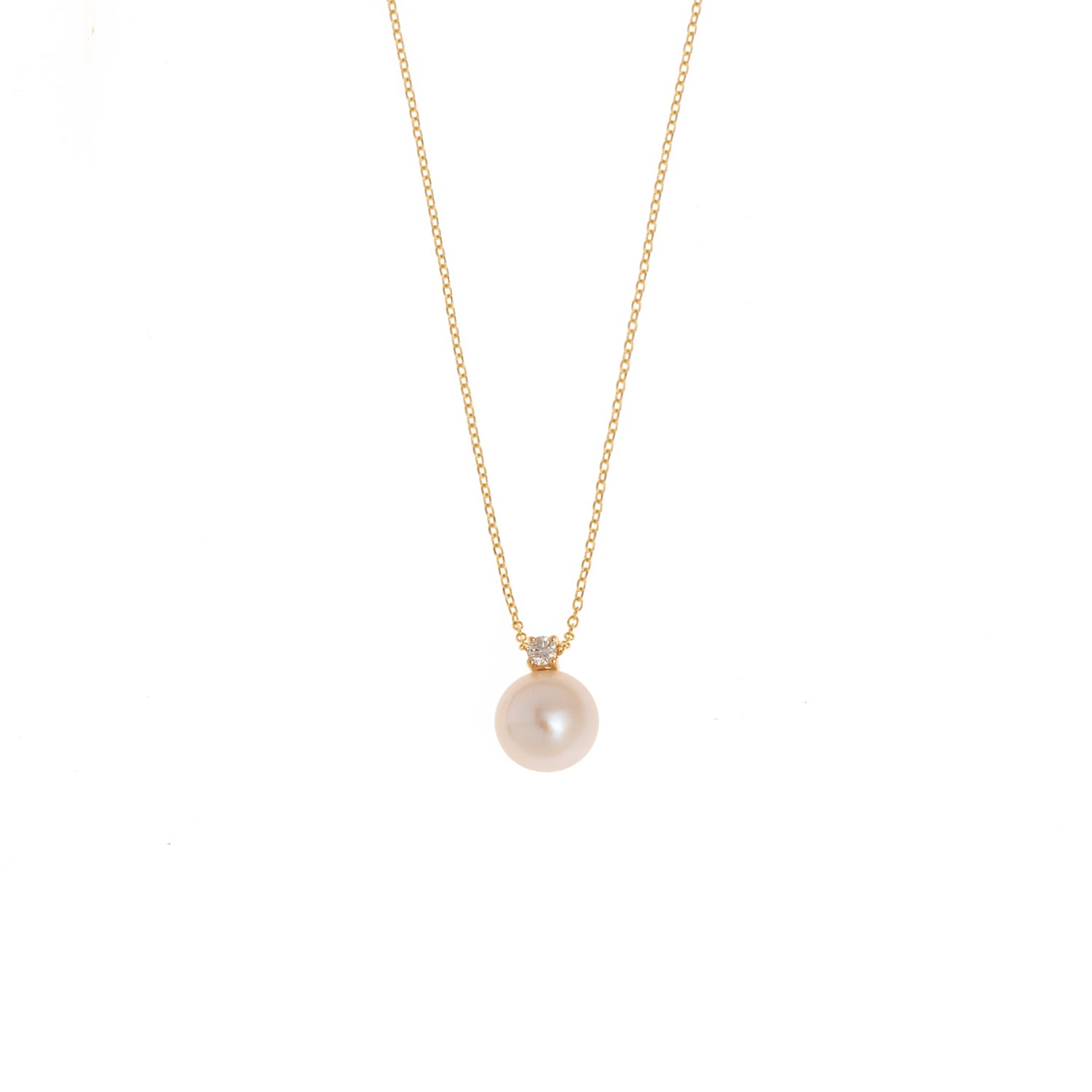 Pearl Necklace. Fresh water pearl. Sea pearl. Diamond and pearl necklace. Diamond Necklace. Chain necklace. Classic Necklace. Pearl Gift. Fine jewelry. Anatol jewelry. Χρυσά κοσμήματα. Κοσμήματα Κηφισιά. Κολιέ με μαργαριτάρι. Κολιέ με πέρλα. Κολιέ με μπριγιάν και μαργαριτάρι. Κολιέ με διαμάντι και πέρλα.