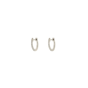 Diamond Hoop earrings. Hoop earrings. Gold hoop earrings. Gold and Diamond hoop earrings. Easy to wear hoops. Diamond hoops. Diamond earrings for gift. Χρυσοί κρίκοι. Διαμαντένιοι κρίκοι. Κρίκος με διαμάντια. Σκουλαρίκια κρίκοι. Σκουλαρίκι για δώρο. Fine jewelry. Anatol. Kifissia. Golden Hall. Athens.