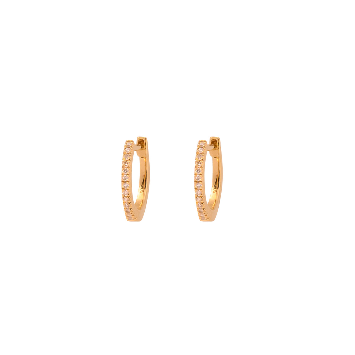 Diamond Hoop earrings. Hoop earrings. Gold hoop earrings. Gold and Diamond hoop earrings. Easy to wear hoops. Diamond hoops. Diamond earrings for gift. Χρυσοί κρίκοι. Διαμαντένιοι κρίκοι. Κρίκος με διαμάντια. Σκουλαρίκια κρίκοι. Σκουλαρίκι για δώρο. Fine jewelry. Anatol. Kifissia. Golden Hall. Athens.