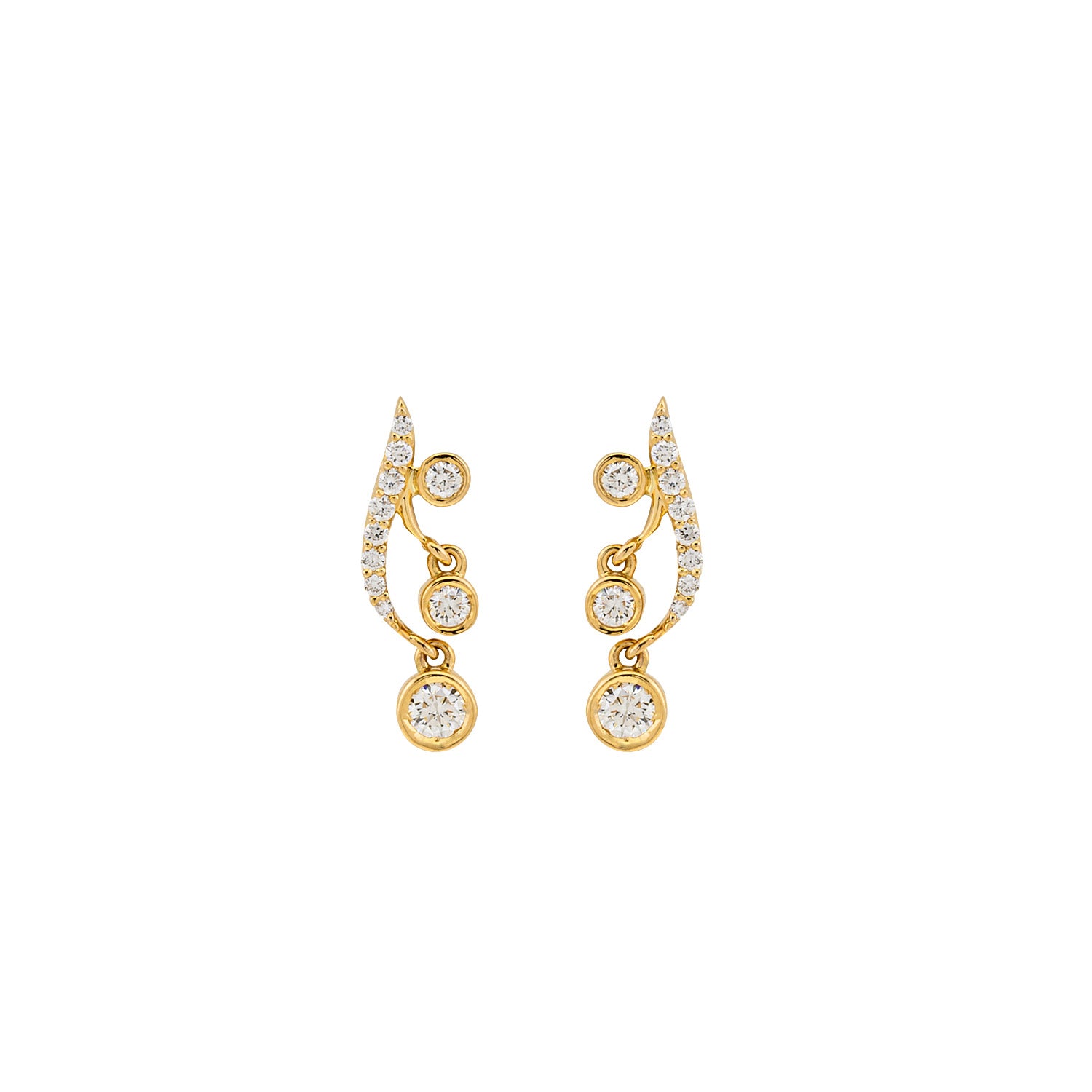 Diamond Earrings. Earring for Gift. Stud Earring. Anatol. Gift. Everyday earring. Easy to wear earring. Sparkly earring. Anatol Jewelry. Fine Jewelry. Golden Hall. Kifissia. Χρυσό σκουλαρίκι. Σκουλαρίκι καρφωτό. Σκουλαρίκι με διαμάντια. Χρυσά κοσμήματα. Κοσμήματα Κηφισιά. Σκουλαρίκι με μπριγιάν.