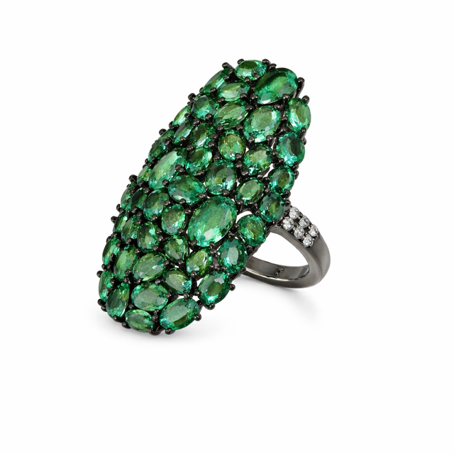 Green Tongue Ring