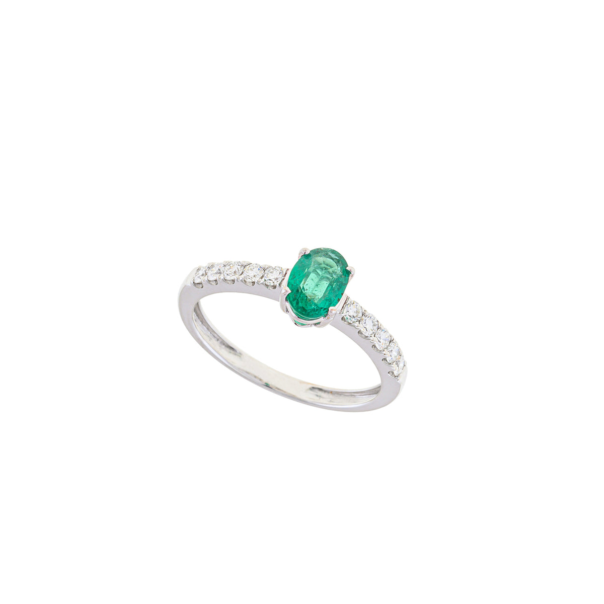Oval Emerald Ring