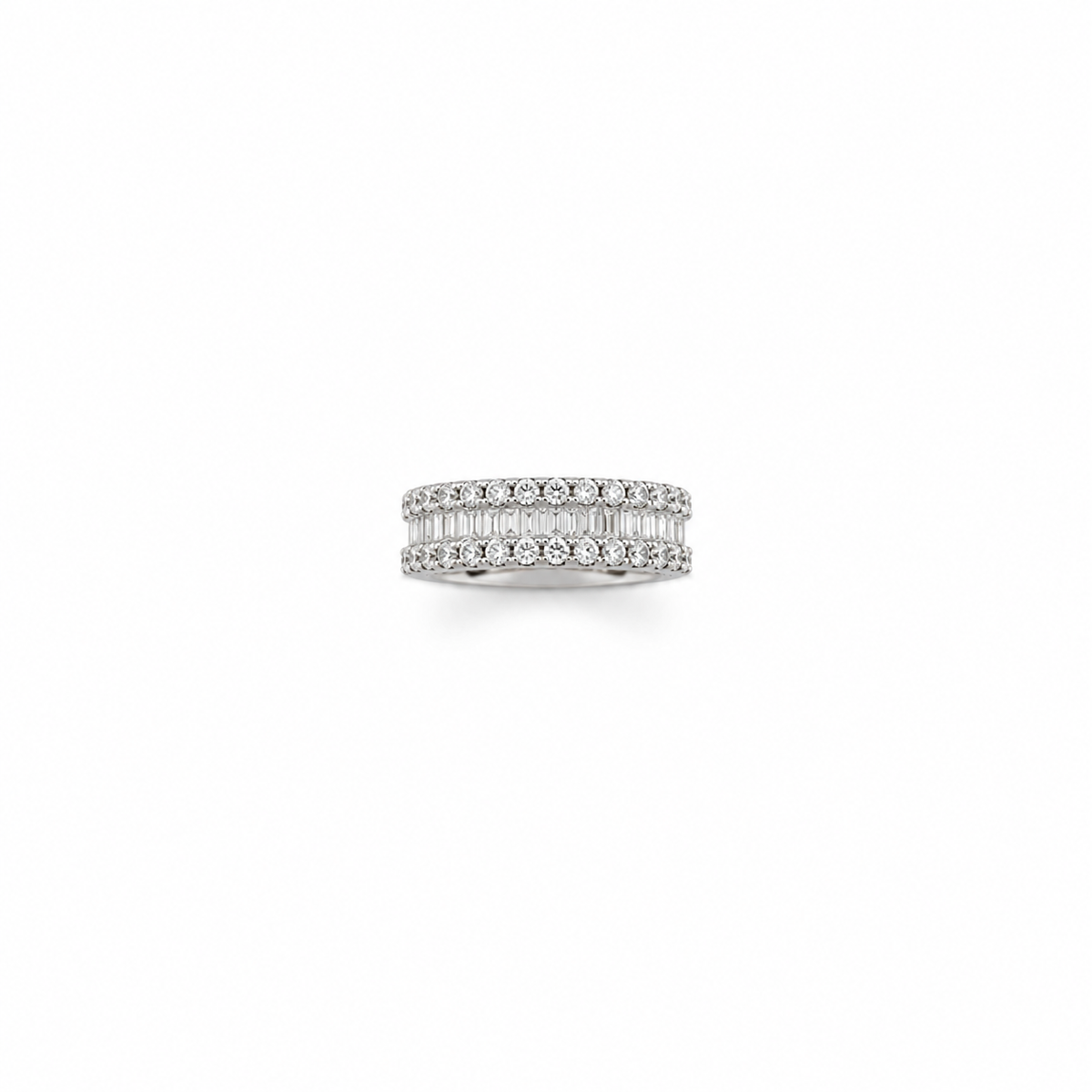 Elegant Baguette and Round Cut Diamond Ring