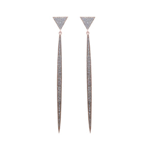 Fine Jewelry Earring. Diamond Earring. Gold and diamond earring. High end jewelry earring. Expensive jewelry. Anatol jewelry. Kifissia. Golden Hall. Χρυσά κοσμήματα. Κοσμήματα Κηφισιά. Σκουλαρίκι με διαμάντια. Σκουλαρίκι με μπριγιάν. Ακριβό σκουλαρίκι. Χρυσό σκουλαρίκι. Triangles earrings.