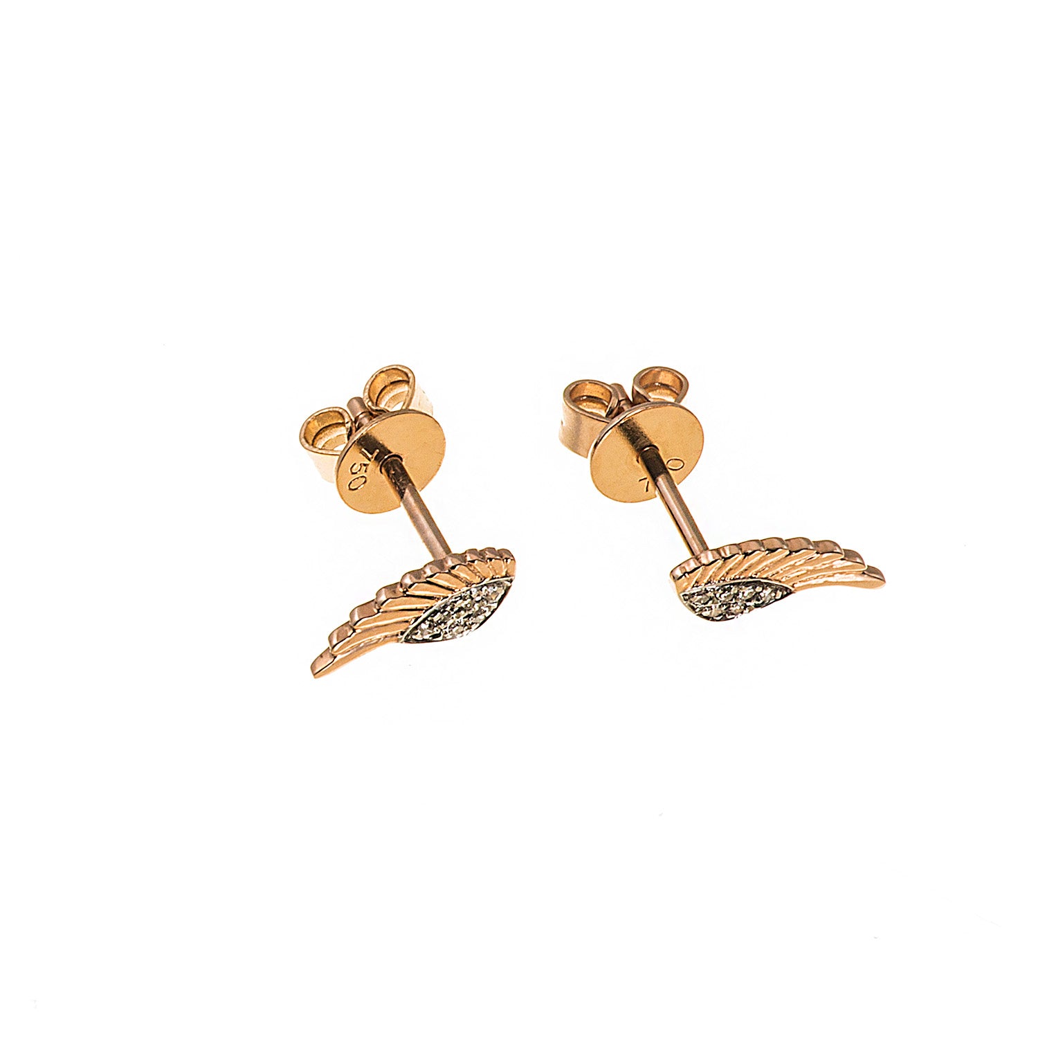 Diamond Earrings. Earring for Gift. Stud Earring. Anatol. Gift. Everyday earring. Easy to wear earring. Sparkly earring. Anatol Jewelry. Fine Jewelry. Golden Hall. Kifissia. Χρυσό σκουλαρίκι. Σκουλαρίκι καρφωτό. Σκουλαρίκι με διαμάντια. Χρυσά κοσμήματα. Κοσμήματα Κηφισιά. Σκουλαρίκι με μπριγιάν.