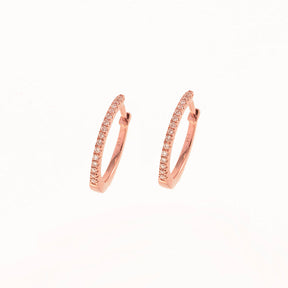 Diamond Hoop earrings. Hoop earrings. Gold hoop earrings. Gold and Diamond hoop earrings. Easy to wear hoops. Diamond hoops. Diamond earrings for gift. Χρυσοί κρίκοι. Διαμαντένιοι κρίκοι. Κρίκος με διαμάντια. Σκουλαρίκια κρίκοι. Σκουλαρίκι για δώρο. Fine jewelry. Anatol. Kifissia. Golden Hall. Athens.
