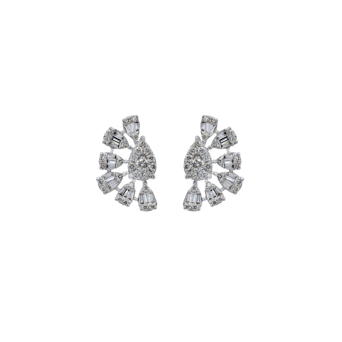 Pear shaped rosettes of diamonds. In 18k white gold
