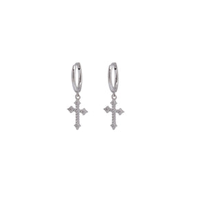 Diamond Hoop earrings. Hoop earrings. Gold hoop earrings. Gold and Diamond hoop earrings. Easy to wear hoops. Diamond hoops. Diamond earrings for gift. Χρυσοί κρίκοι. Διαμαντένιοι κρίκοι. Κρίκος με διαμάντια. Σκουλαρίκια κρίκοι. Σκουλαρίκι για δώρο. Fine jewelry. Anatol. Kifissia. Golden Hall. Athens.