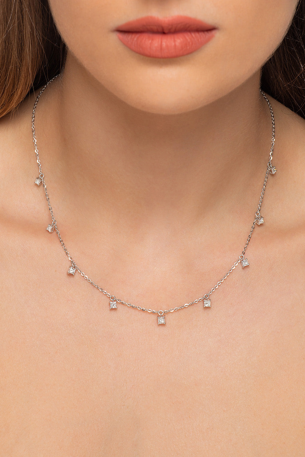 Gold and diamond necklace. Anatol necklace. Diamond necklace. Κολιέ χρυσό. Κολιέ με μπριγιάν. Κολιέ με διαμάντια.