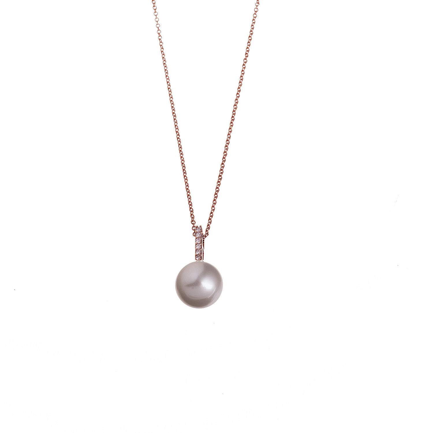 Pearl Necklace. Fresh water pearl. Sea pearl. Diamond and pearl necklace. Diamond Necklace. Chain necklace. Classic Necklace. Pearl Gift. Fine jewelry. Anatol jewelry. Χρυσά κοσμήματα. Κοσμήματα Κηφισιά. Κολιέ με μαργαριτάρι. Κολιέ με πέρλα. Κολιέ με μπριγιάν και μαργαριτάρι. Κολιέ με διαμάντι και πέρλα.