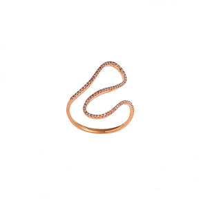 Gold and diamond ring. Diamond lines ring. Diamond ring. Ring for gift. Fine Jewelry. Anatol. Kifissia. Golden Hall. Κοσμήματα δαχτυλίδι. Δαχτυλίδι με διαμάντια. Κοσμήματα Κηφισιά. Δαχτυλίδι χρυσό. Κόσμημα δώρο. Athens.