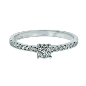 Diamond Ring. Engagement Ring. Promise ring. Color. Clarity. Diamond cut. Carat weight. Proposal ring. Proposing. Wedding. Engagement. Solitaire diamond. Brilliant cut diamond. Golden Hall. Kifissia. Athens. Μονόπετρο δαχτυλίδι. Δαχτυλίδι με διαμάντι. Δαχτυλίδι για πρόταση γάμου. Κηφισιά. Αθήνα. Κοσμήματα.